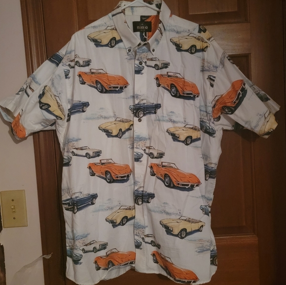 RedHead Other - RedHead Vintage Car Button-Up